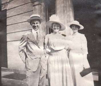 Odin Wadleigh, Eva Marsh, and unknown lady, c. 1910